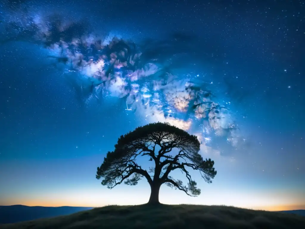 Una impresionante fotografía vintage del cielo nocturno con una miríada de estrellas brillantes sobre un fondo índigo profundo